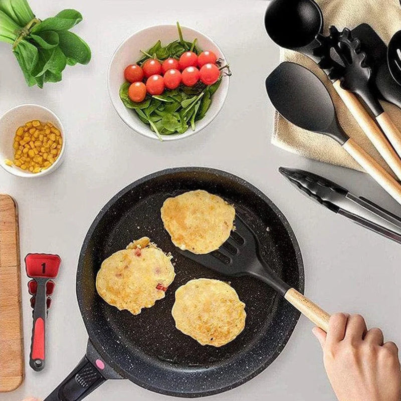 Kit 12 Utensílios de Cozinha com Cabo de Madeira + Pote – Praticidade e Durabilidade para Sua Cozinha!