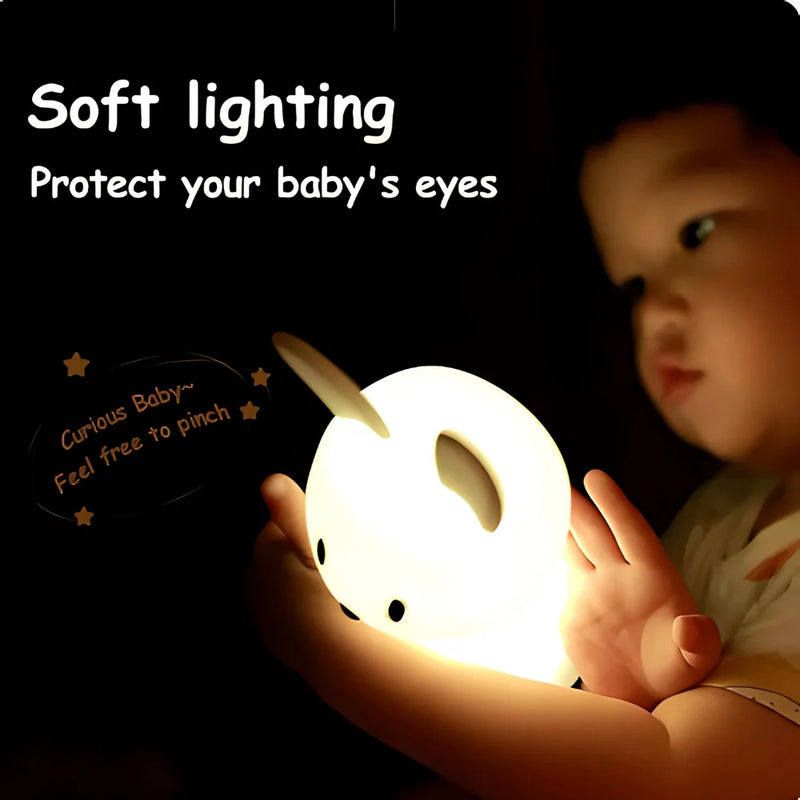 Mini Luminária de Coelho LED – Toque Suave, Recarregável e Super Fofa